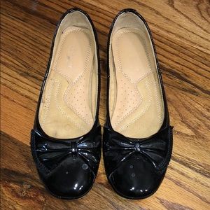 Naturalizer Flats